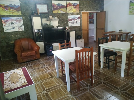   Restorant Bujtina Guesthouse Bjeshket E Nemura Lepushe  Nga Agro Turizmi Albania