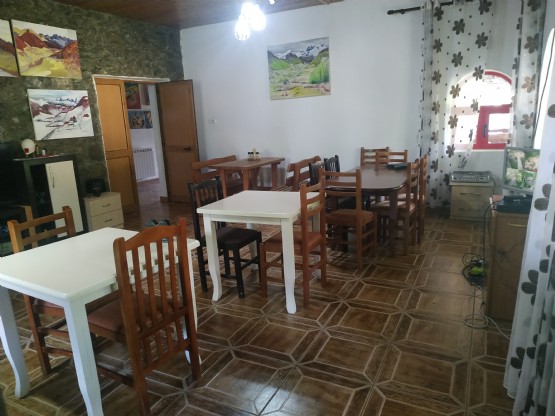   Restorant Bujtina Guesthouse Bjeshket E Nemura Lepushe  Nga Agro Turizmi Albania